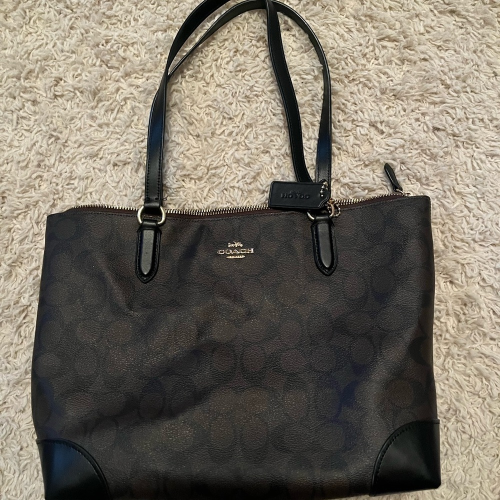 Coach tote used maybe 10 times